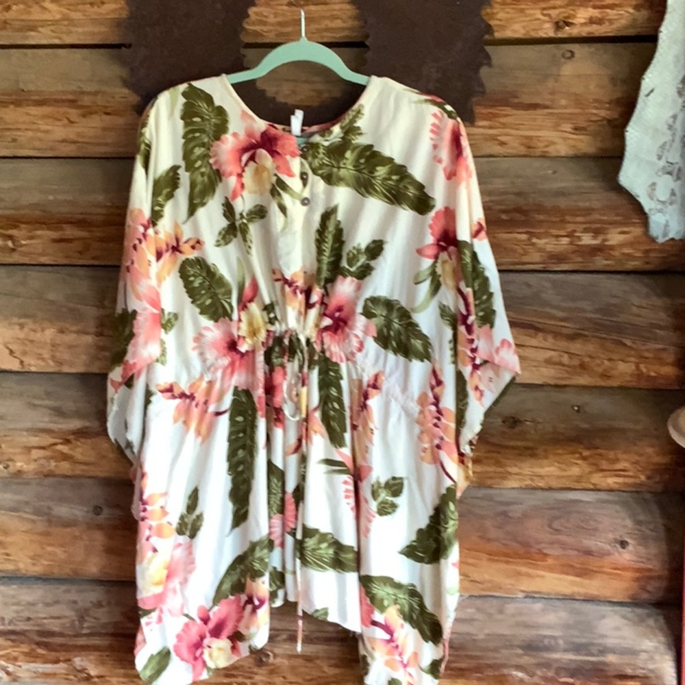 Hawaiian print and designed coverup